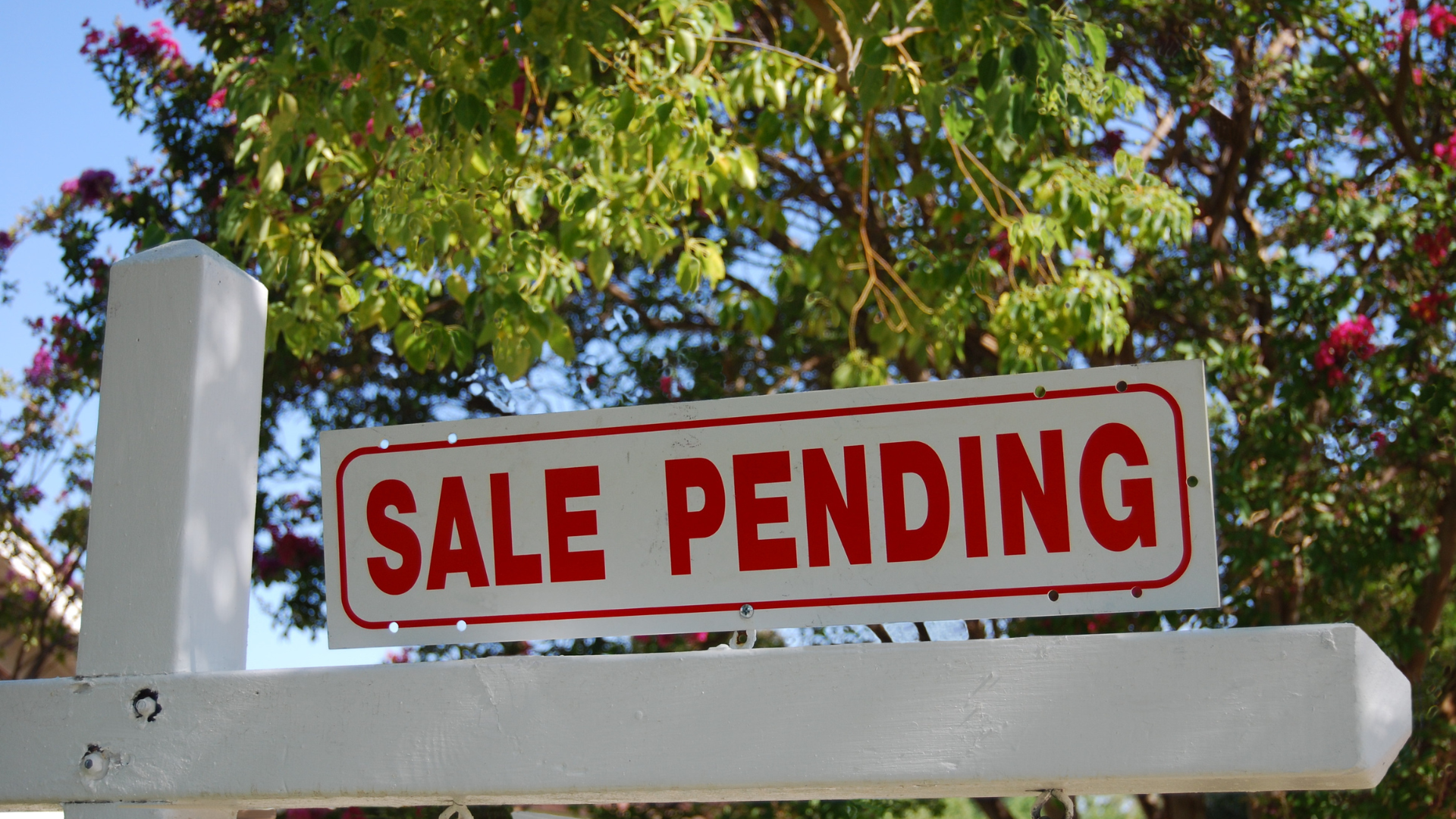 Sale pending sign representing a negotiated Southern California home purchase