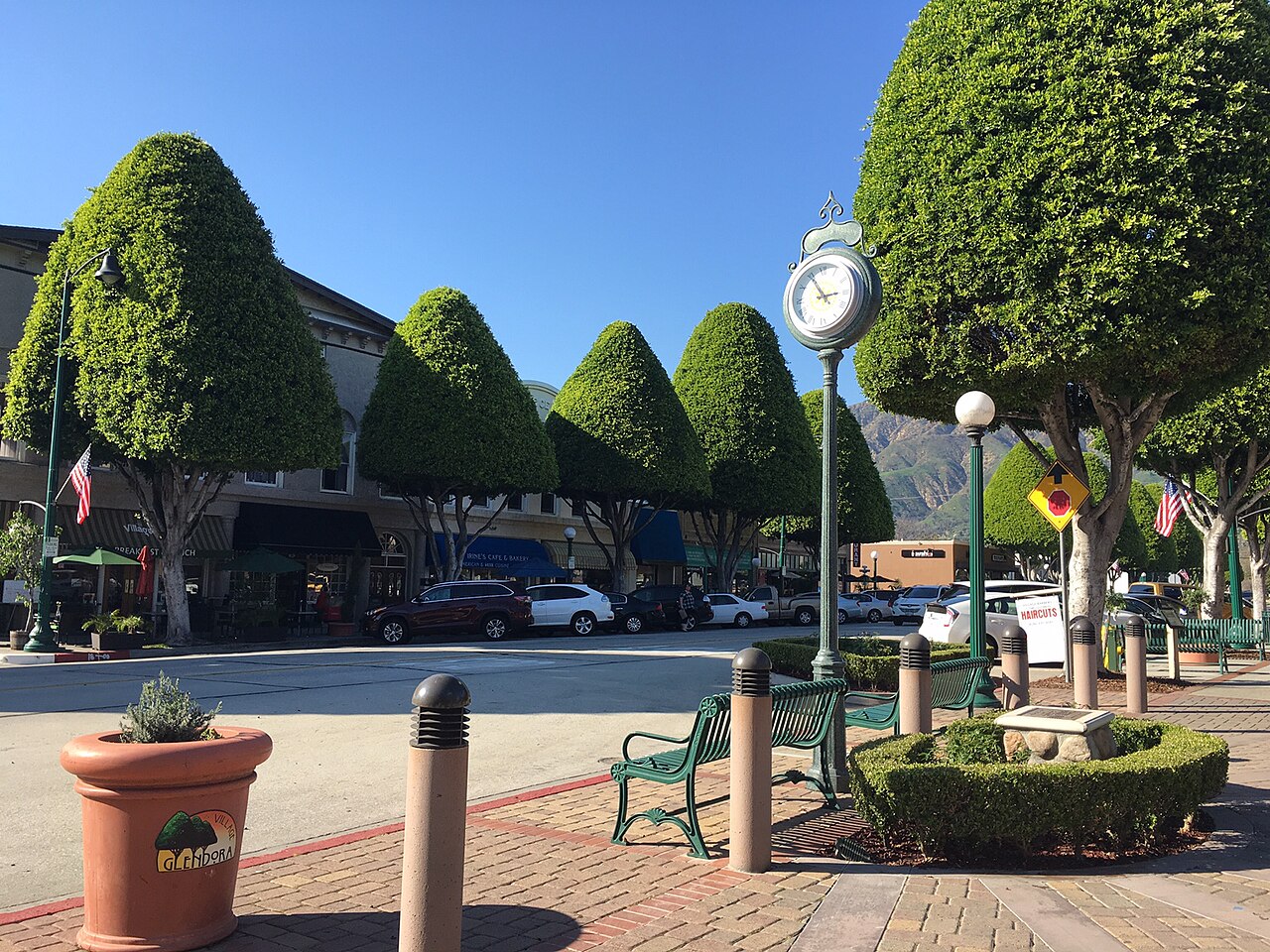 Glendora local area and buyer social infrastructure research